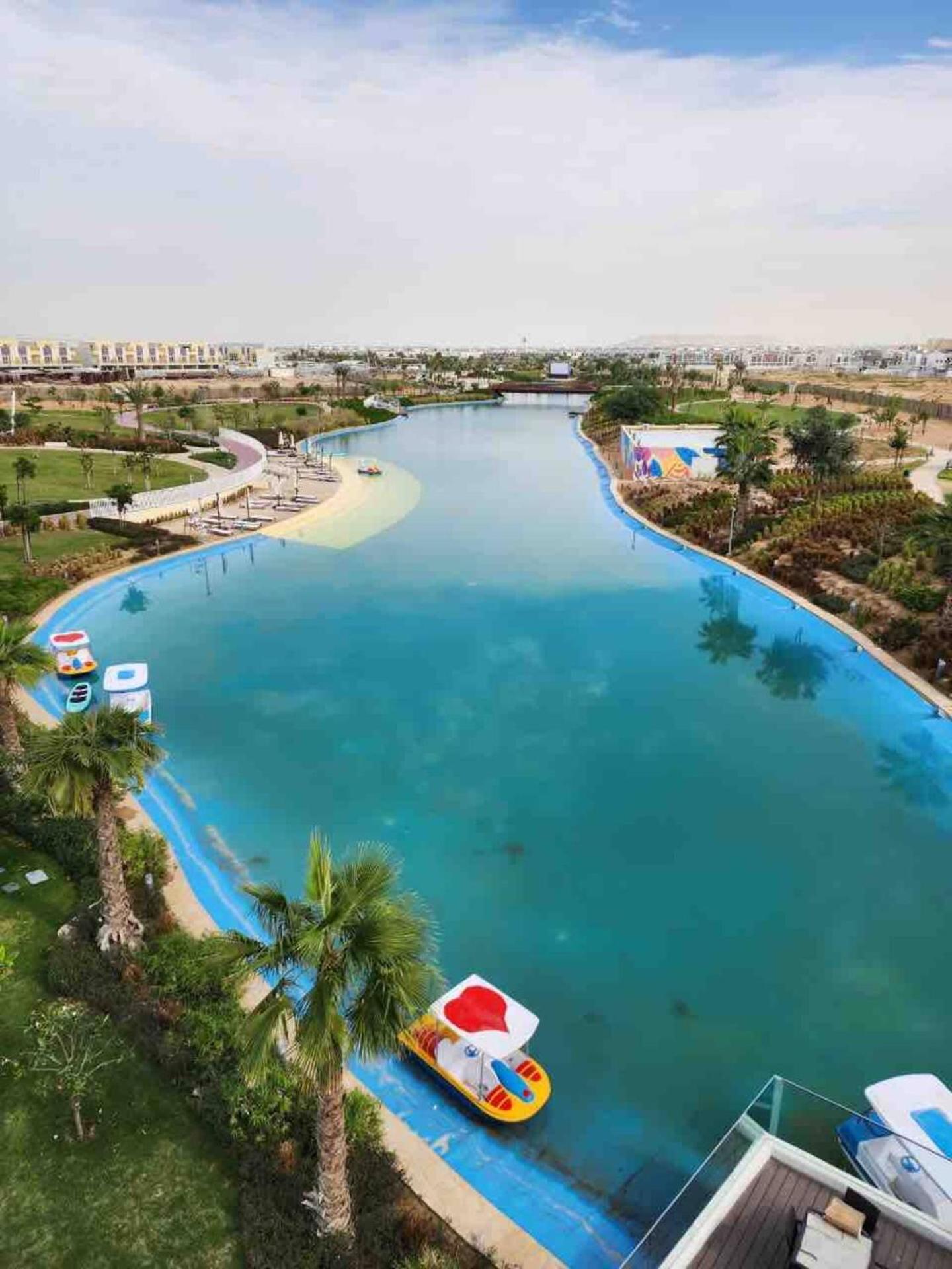 Villa Victoria Damac Hills 2 Family Retreat With Waterpark And Petting Farm Dubai Eksteriør bilde